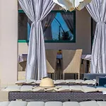 Amazing Home In Kresini *