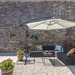 Amazing Home In Kresini *