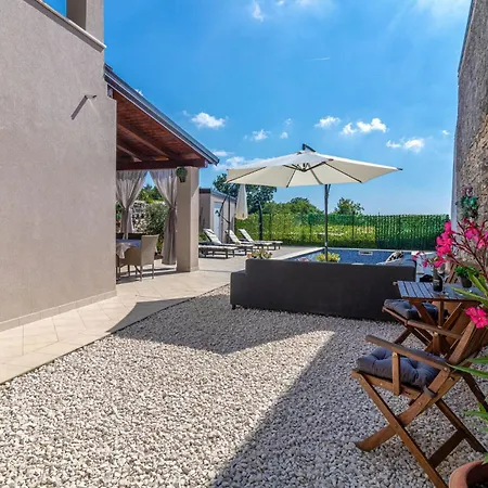 Holiday home Lovely Home In Kresini Modrusani
